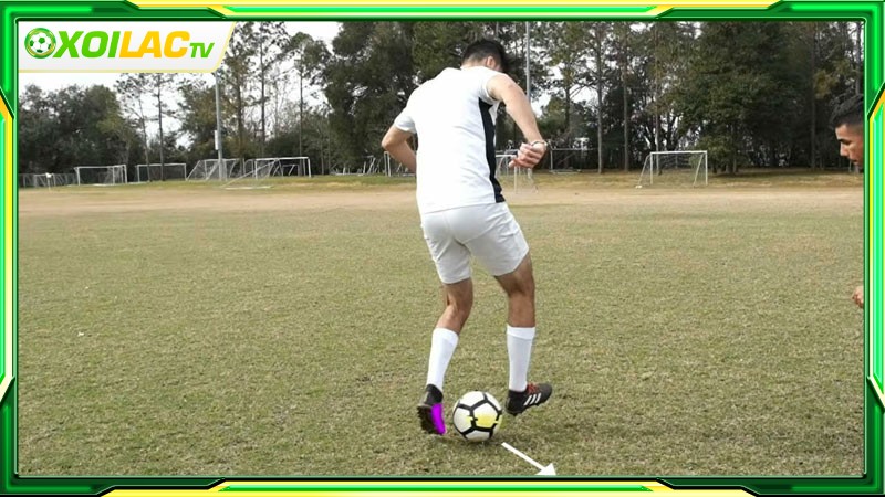 Ưu điểm nổi bật của kỹ thuật Wrap Around Backheel Ưu điểm nổi bật của kỹ thuật Wrap Around Backheel